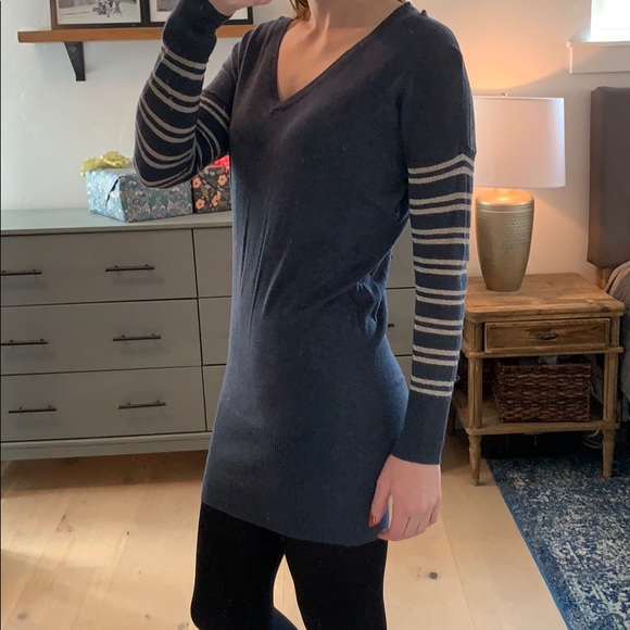 BCBGENERATION Sweater Dress in XS - Picture 3 of 5